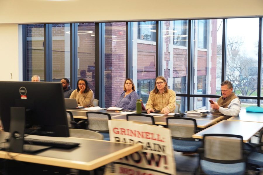 Members of the College’s team just before the Nov. 10 collective bargaining session. From left: Clark Lindgren, Marc Reed, Germaine Gross, Jana Grimes, Brad Lindberg and Frank Harty.