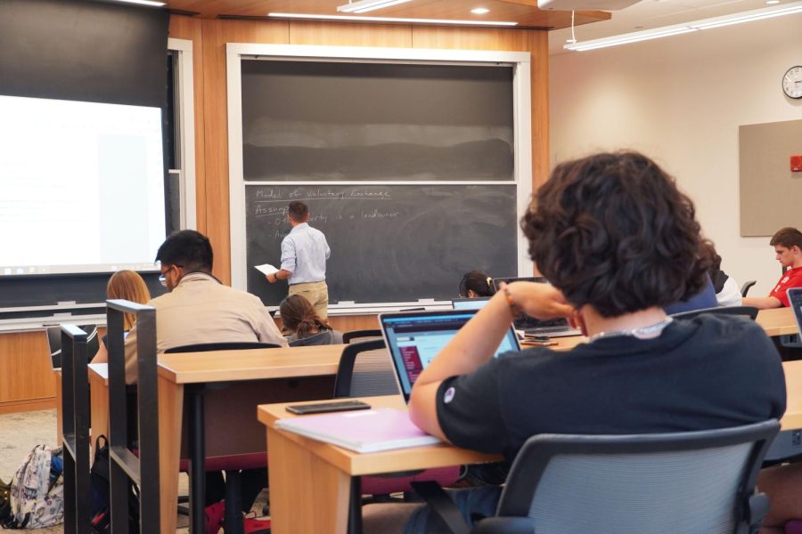 The proposed Learning Spaces Policy would allow individuals to report incidents they perceive to be harmful to the learning environment.